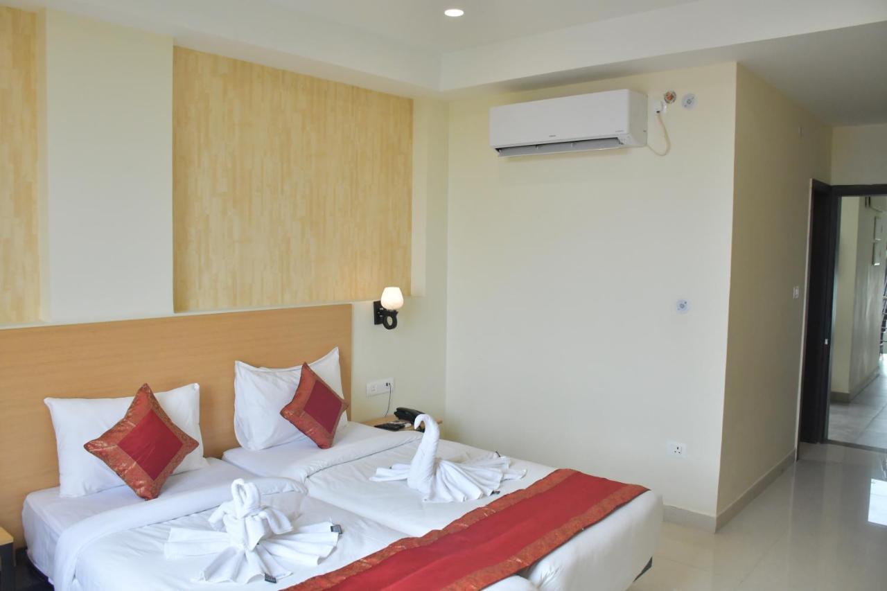 Hotel Yatharth Inn Βαρανάσι Εξωτερικό φωτογραφία