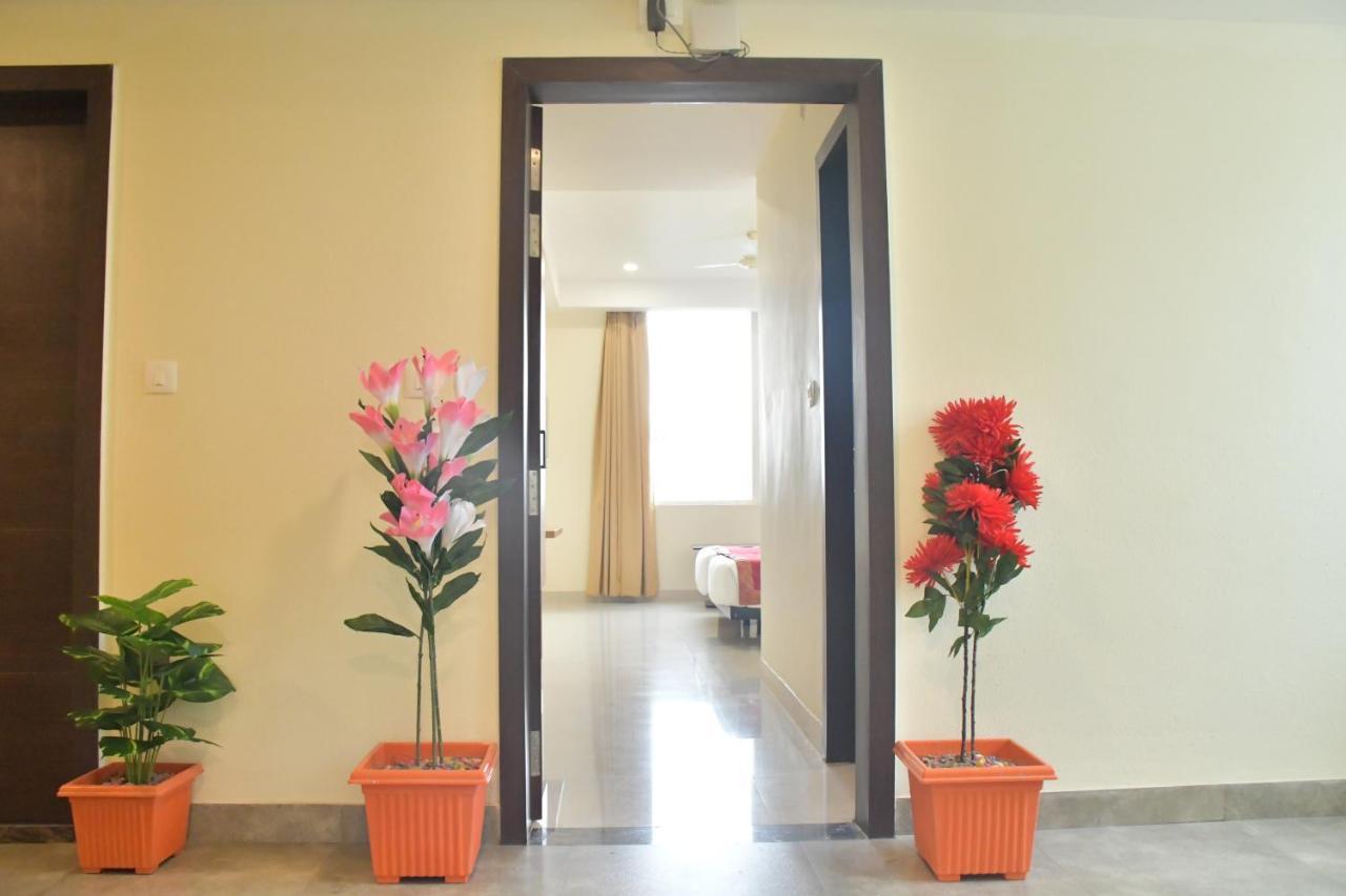 Hotel Yatharth Inn Βαρανάσι Εξωτερικό φωτογραφία