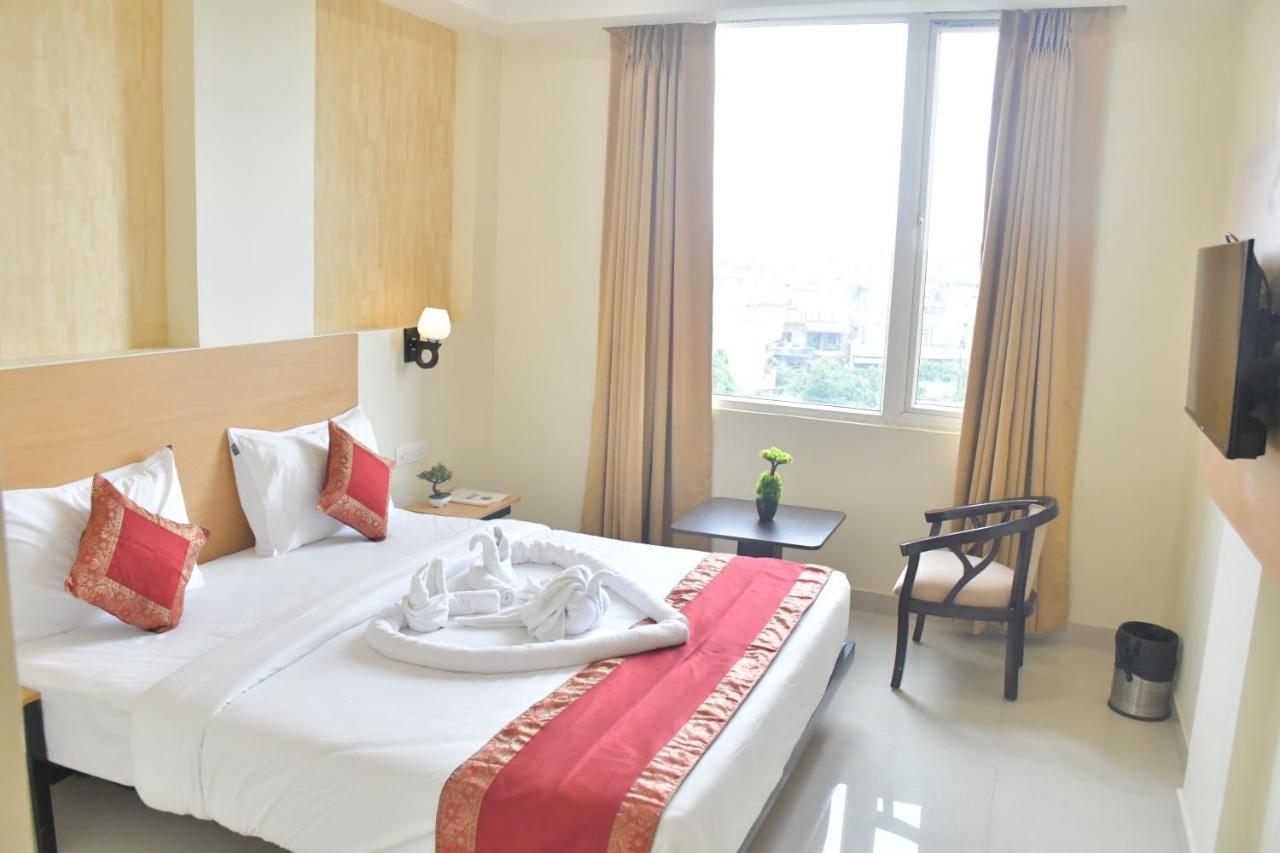 Hotel Yatharth Inn Βαρανάσι Εξωτερικό φωτογραφία