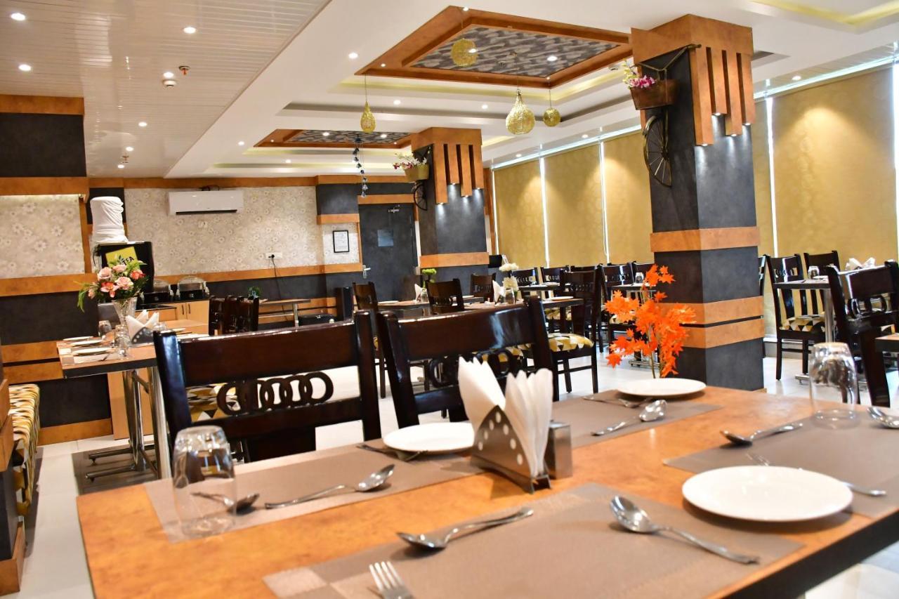 Hotel Yatharth Inn Βαρανάσι Εξωτερικό φωτογραφία