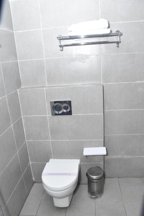 Hotel Yatharth Inn Βαρανάσι Εξωτερικό φωτογραφία